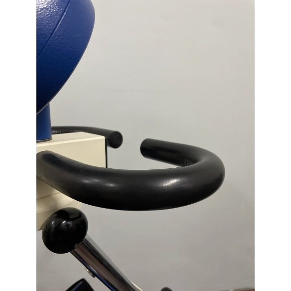 Motomed Viva 2 ergonomikus kapaszkodó és stabil fogás