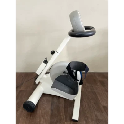 Motomed Viva 2 oldalnézetből kompakt rehabilitációs eszköz